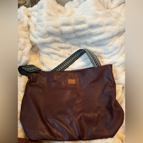 Parker Thatch XL Jane Slouch Bag in Burgundy/Crocodile Print - Picture 5 of 14